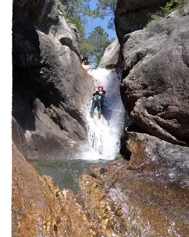 Escalade image1